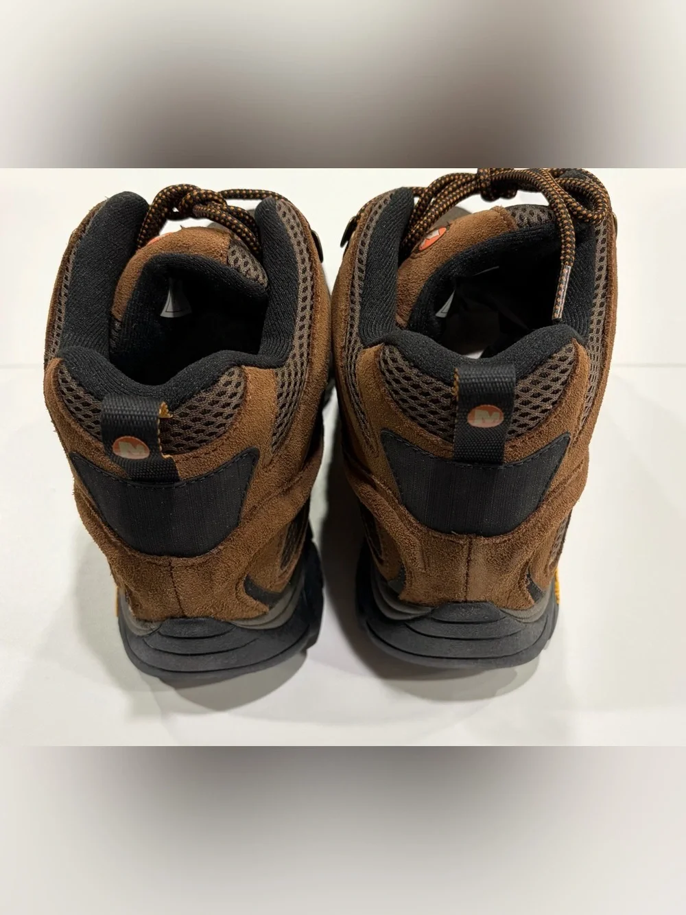 Merrell Men's Size 11.5 Moab 2 Mid Waterproof Hiking Boots Brown Earth NWT